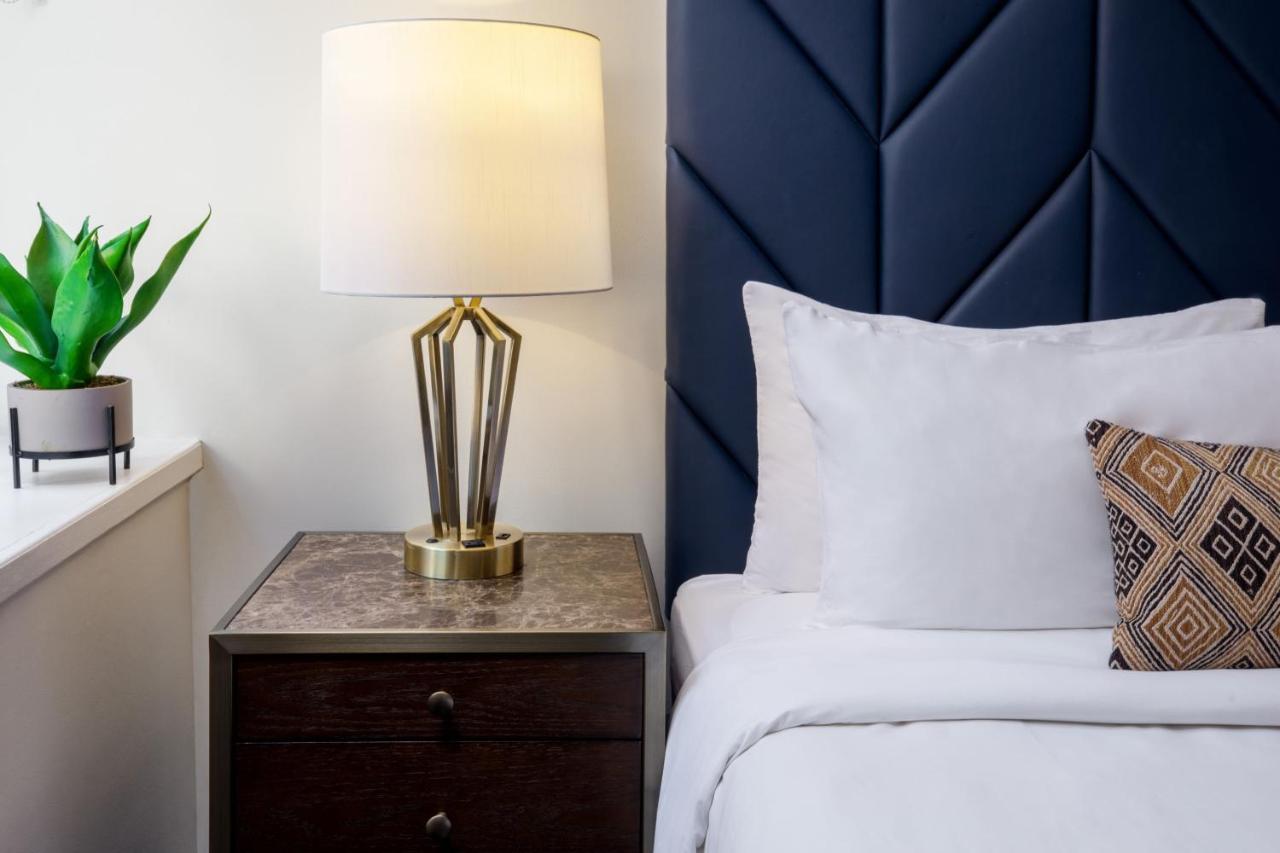 Hotel Indigo Boston Garden By Ihg Екстериор снимка
