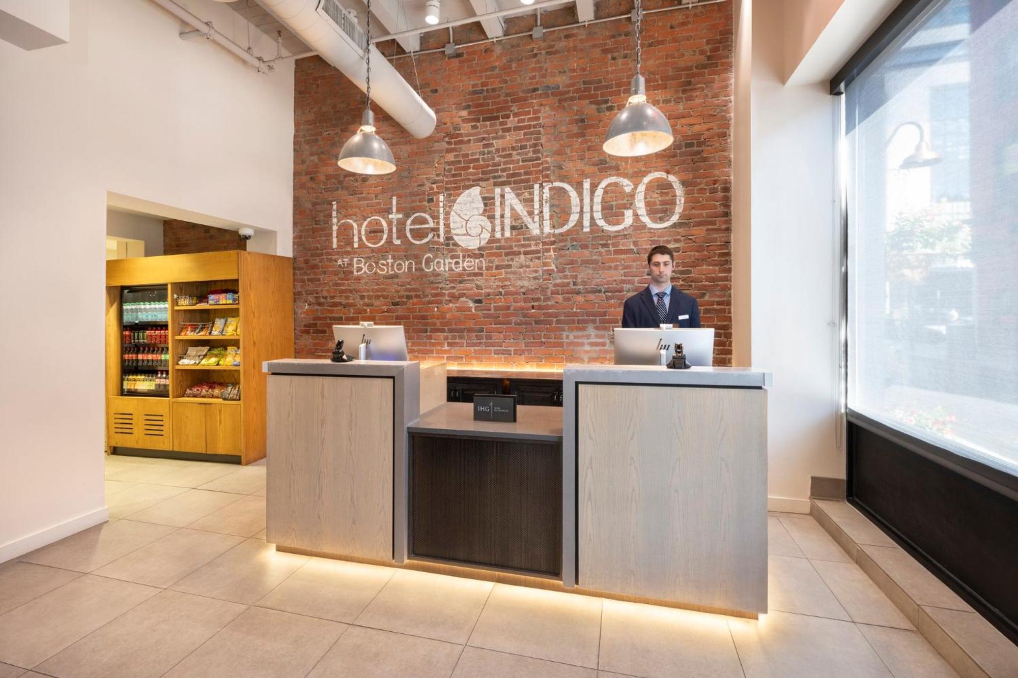 Hotel Indigo Boston Garden By Ihg Екстериор снимка